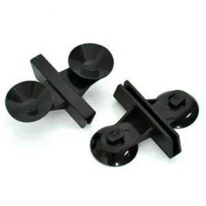 Fish tank divider clip